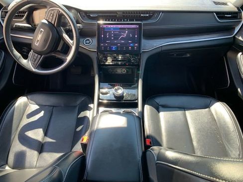 Used 2022 Jeep Grand Cherokee L Limited image 25