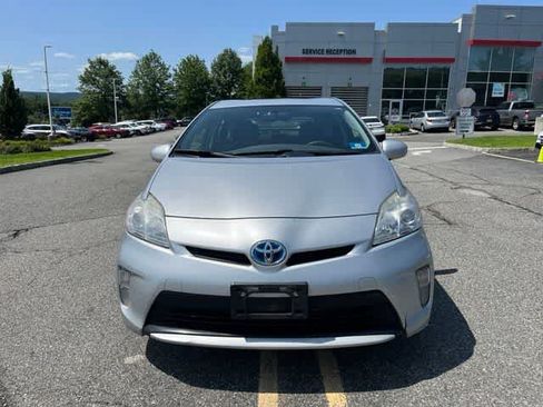 Used 2012 Toyota Prius Three FWD image 2