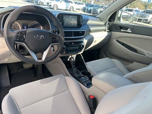 Used 2020 Hyundai Tucson SE image 10