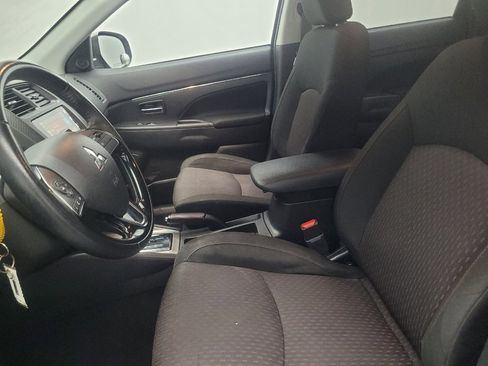 Used 2019 Mitsubishi Outlander Sport LE FWD image 17
