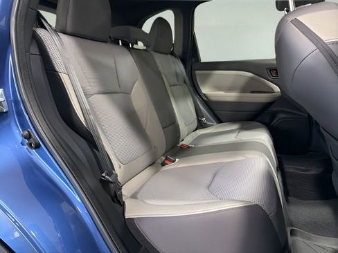 Used 2026 Subaru Forester Premium image 32