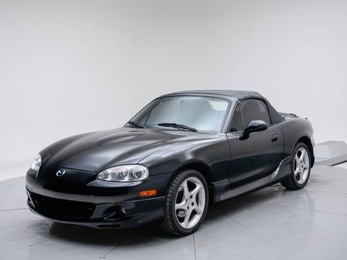 Used 2003 MAZDA MX-5 Miata image 32