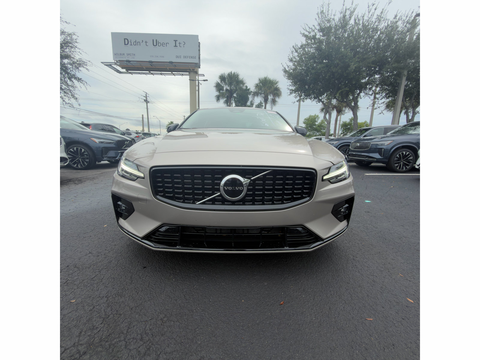 Used 2024 Volvo S60 B5 Core FWD image 2