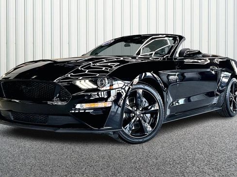 Used 2022 Ford Mustang GT Premium w/ Equipment Group 401A image 3