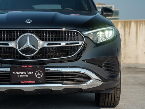 Certified 2026 Mercedes-Benz GLC 300 4MATIC image 7