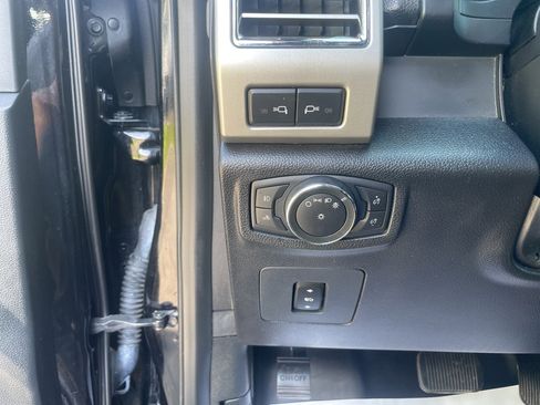 Used 2016 Ford F150 Lariat w/ Equipment Group 502A Luxury image 21