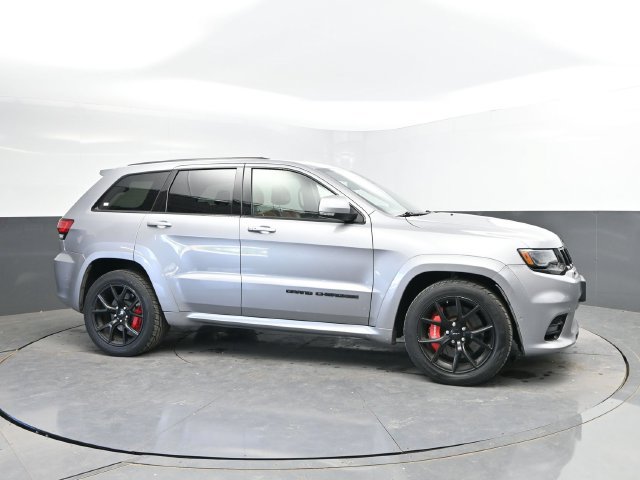 Used 2018 Jeep Grand Cherokee SRT AWD/4WD image 4