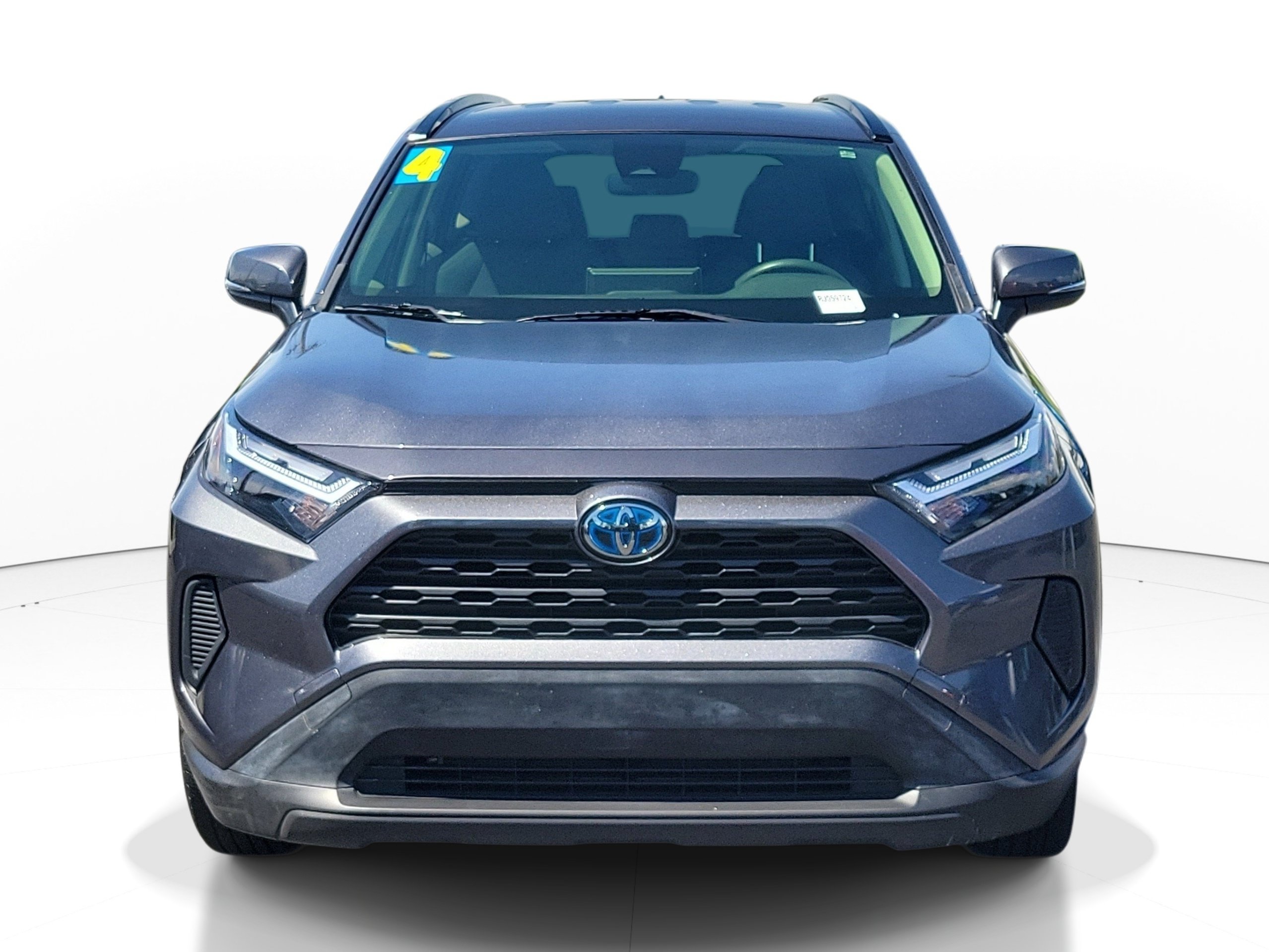Used 2024 Toyota RAV4 XLE AWD/4WD image 2