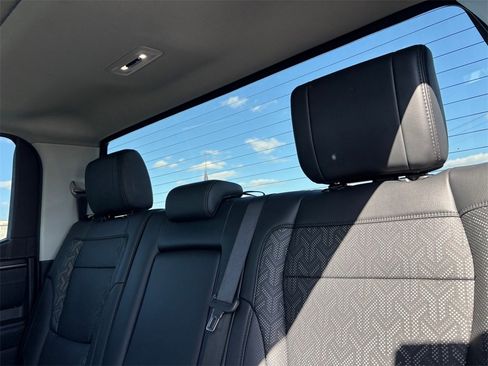 Used 2024 Toyota Tundra Limited image 29