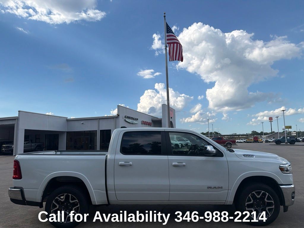 Used 2026 RAM 1500 Laramie AWD/4WD image 7