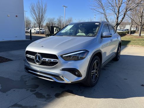 New 2026 Mercedes-Benz GLA 250 image 5
