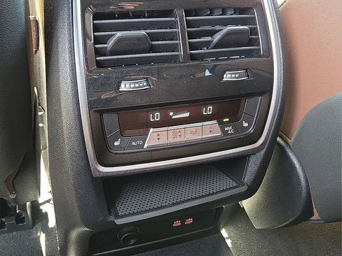 Used 2026 BMW X5 sDrive40i image 17