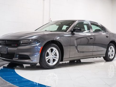 Used 2023 Dodge Charger SXT RWD image 4