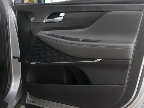 Used 2023 Hyundai Santa Fe SEL w/ Premium Package image 9