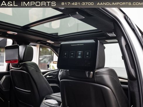 Used 2022 Cadillac Escalade Sport Platinum w/ Heavy-Duty Trailer Package AWD/4WD image 59