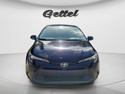 Certified 2023 Toyota Corolla LE FWD image 2