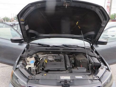 Used 2016 Volkswagen Jetta S FWD image 9