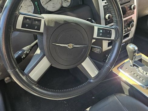 Used 2008 Chrysler 300 Limited RWD image 12