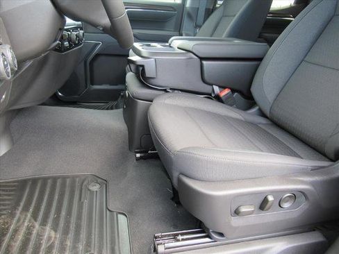 New 2026 Chevrolet Silverado 1500 LT w/ All Star Edition Plus image 18