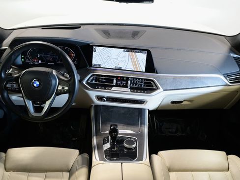 Used 2022 BMW X5 xDrive40i w/ Luxury Seating Package image 13