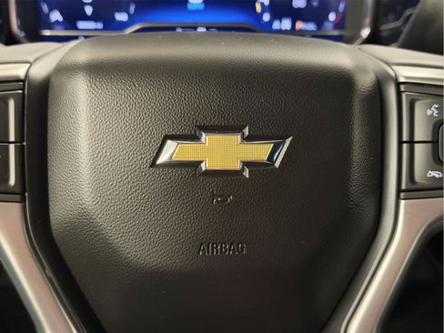 Used 2024 Chevrolet Silverado 1500 LT AWD/4WD image 15
