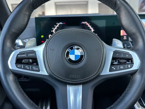 Used 2023 BMW X7 xDrive40i w/ Executive Package AWD/4WD image 23