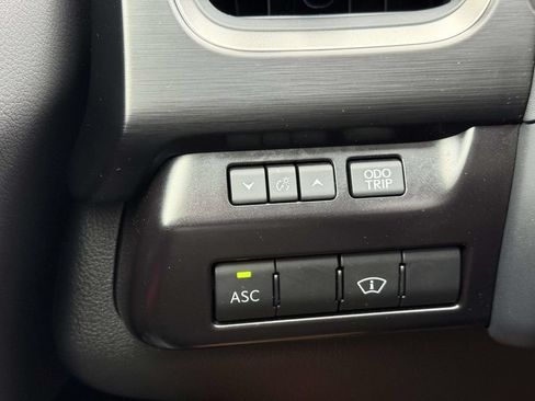 Used 2024 Lexus UX 250h F Sport AWD/4WD image 23