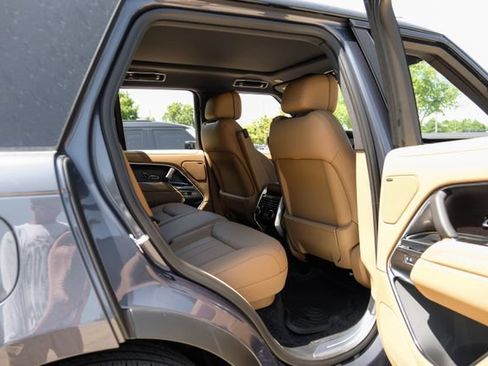 New 2026 Land Rover Range Rover SE AWD/4WD image 44