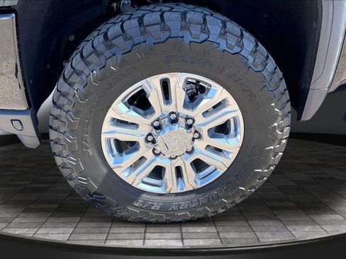 Used 2020 GMC Sierra 2500 Denali w/ Denali Ultimate Package image 9