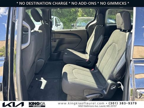 Used 2021 Chrysler Pacifica Touring w/ S Appearance Package FWD image 22
