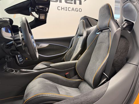 New 2026 McLaren Artura Spider RWD image 13