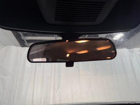 Used 2024 Nissan Pathfinder SV FWD image 22