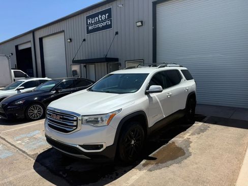 Used 2018 GMC Acadia SLT AWD/4WD image 2