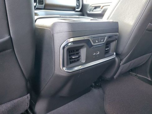 Used 2024 Chevrolet Silverado 1500 High Country image 29