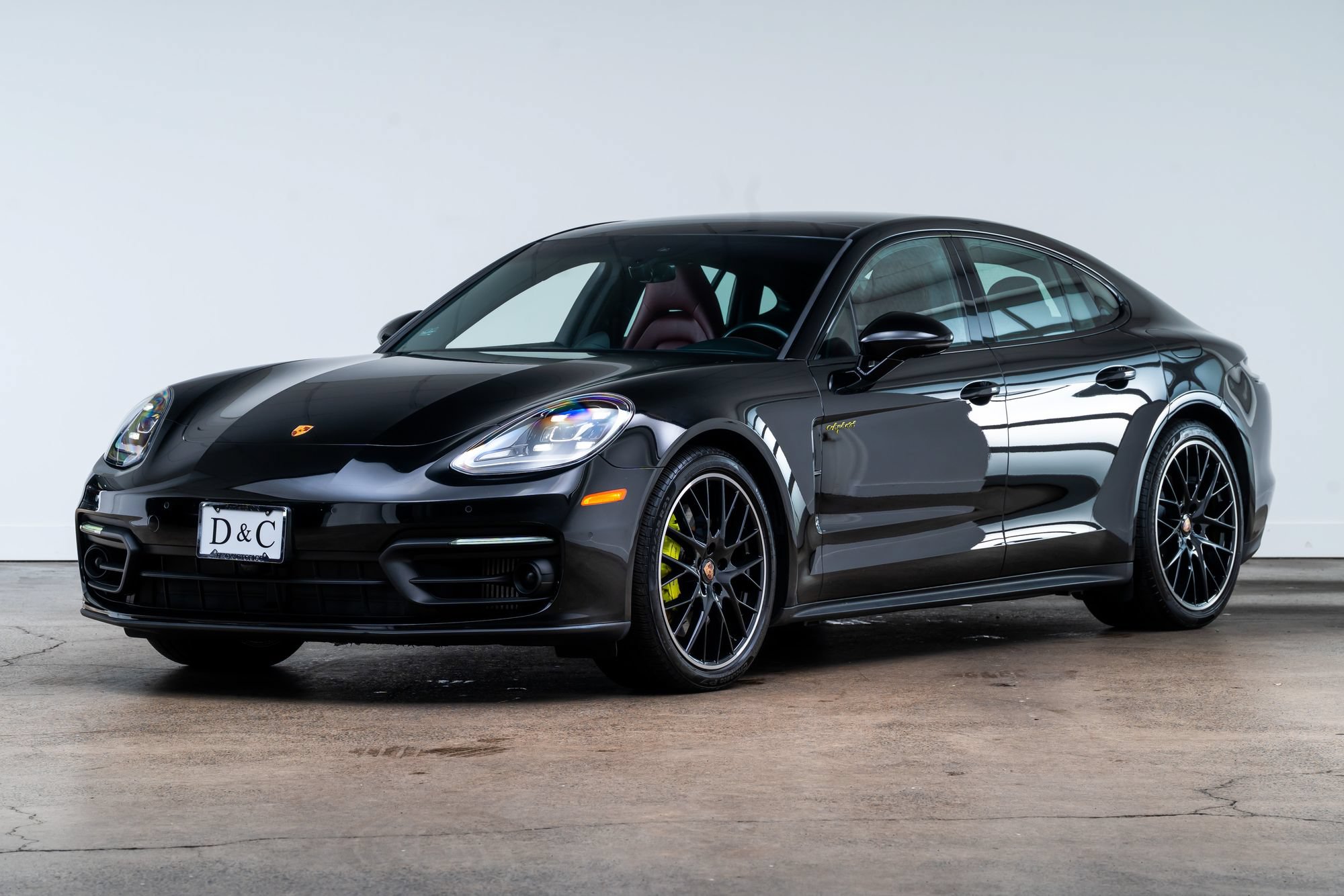 Used 2023 Porsche Panamera 4 Platinum Edition AWD/4WD image 3