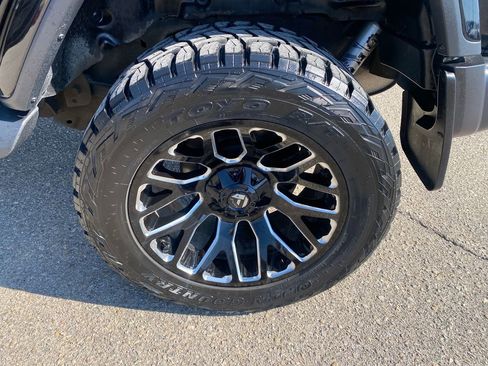 Used 2021 Jeep Wrangler Unlimited Sahara w/ Uconnect 4C Nav & Sound Group image 21