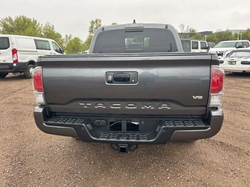 Used 2023 Toyota Tacoma TRD Off-Road w/ Advanced Technology Package AWD/4WD image 4