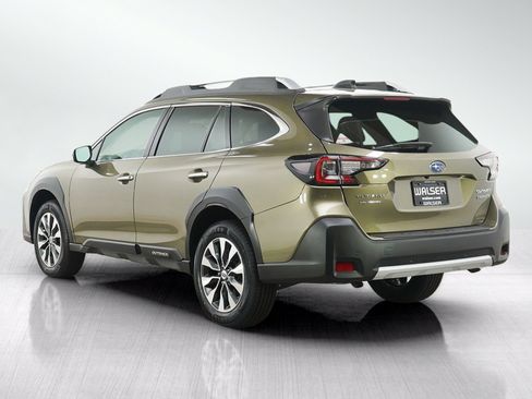 Used 2023 Subaru Outback Touring XT AWD/4WD image 3