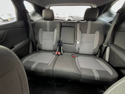Used 2025 Chevrolet Blazer LT FWD image 34