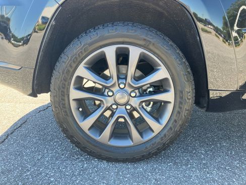 Used 2018 Jeep Grand Cherokee High Altitude AWD/4WD image 27