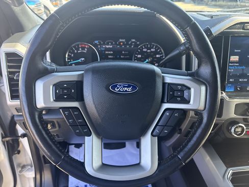 Used 2022 Ford F250 Lariat w/ Tremor Off-Road Package image 15