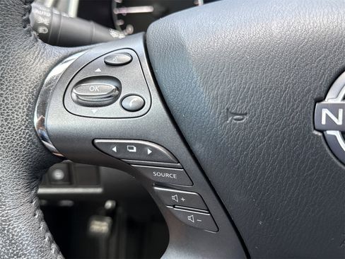 Used 2024 Nissan Murano SV w/ SV Midnight Edition Package image 19