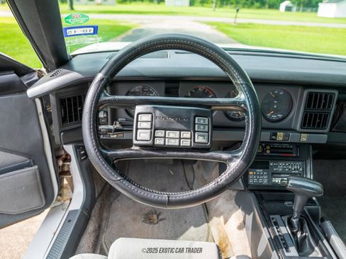 Used 1989 Pontiac Firebird Trans Am RWD image 69
