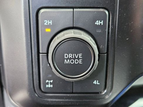 New 2025 Ford F250 Platinum image 16