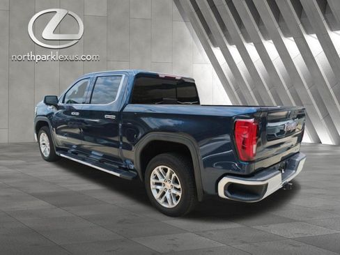 Used 2021 GMC Sierra 1500 SLT RWD image 2