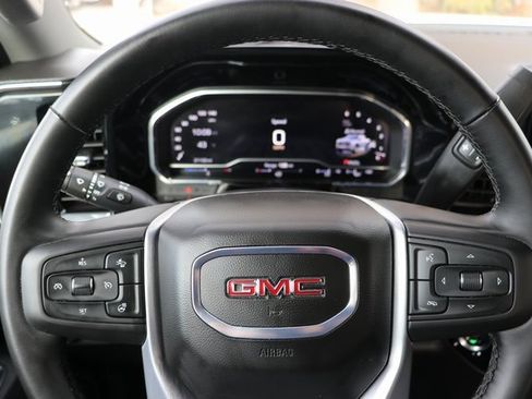 Used 2025 GMC Sierra 1500 SLT image 22