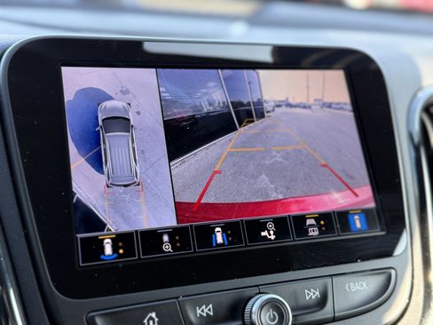 Used 2022 Chevrolet Equinox RS w/ RS Leather Package image 28