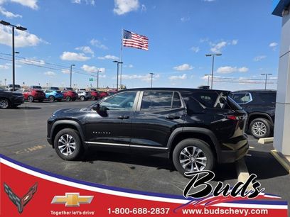 Used 2023 Chevrolet Traverse LT