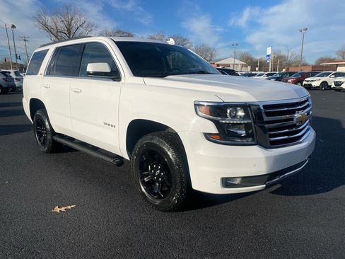 Used 2018 Chevrolet Tahoe LT image 3