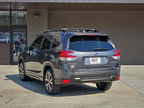 Certified 2023 Subaru Forester Limited image 5